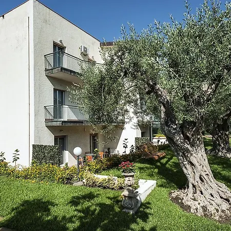 Apartment Collina *
