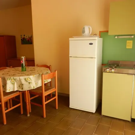 Collina * Джардини-Наксос