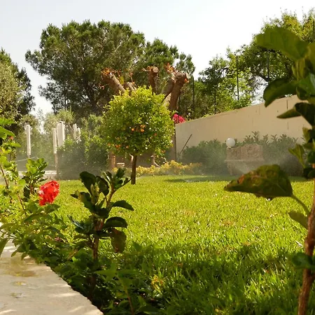 Collina * Джардини-Наксос