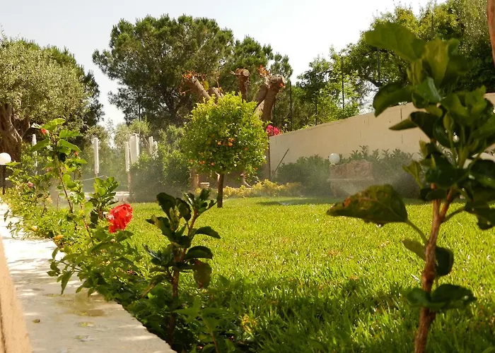 Collina * Giardini-Naxos