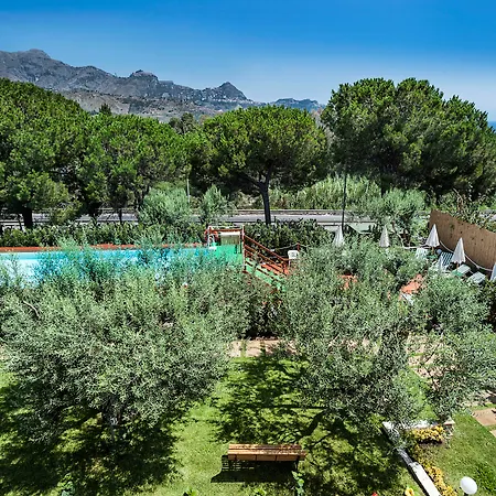 Collina Giardini-Naxos