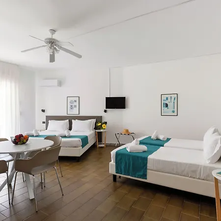 Collina Apartment *